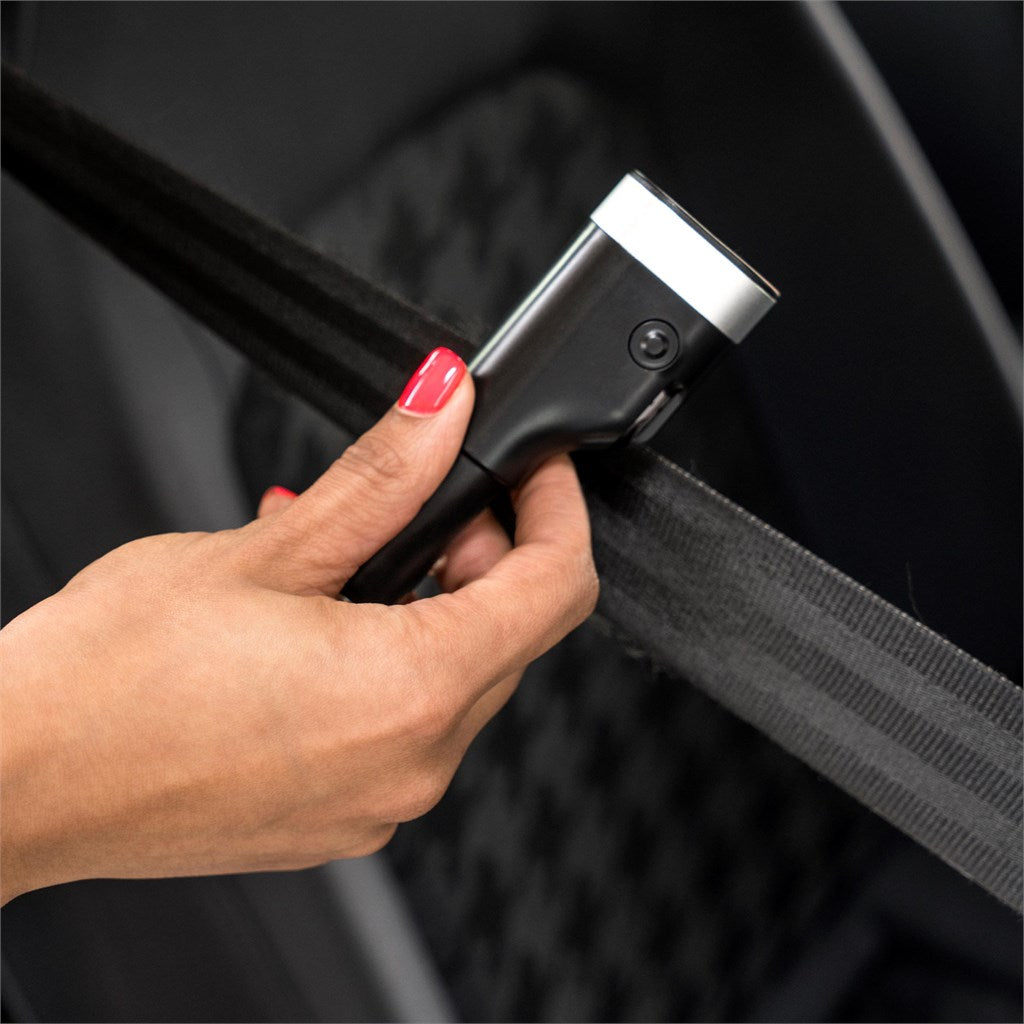 Blacktop 5-In-1 Car Tool & 2200Mah Power Bank